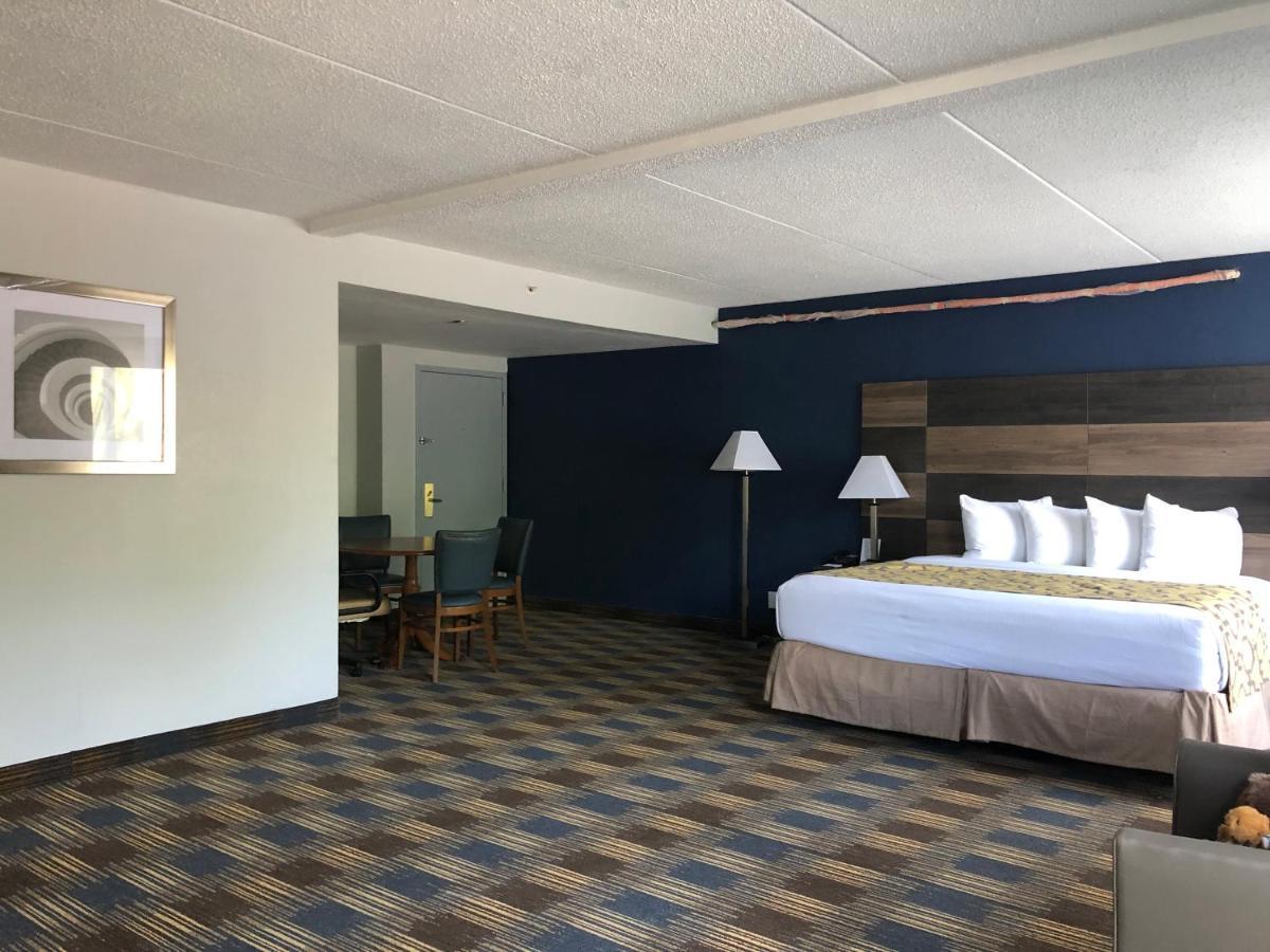 Baymont By Wyndham - Chicago - Addison - O'Hare Otel Dış mekan fotoğraf